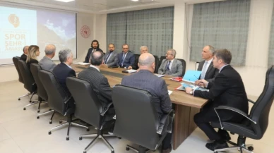 Bakan İl Müdürü Öztürk'ten detaylı brifing aldı