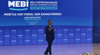 Bakan Tekin: "Bütün sınıflarında 'akıllı tahta' olan tek ülke şu anda biziz"