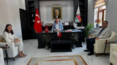 Başkan Özalp'e teşekkür plaketi