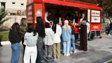 Başkan Sevindi'den öğrencilere sıcak çorba