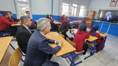 Davu, Şehit Hüseyin Kavaklı Fen Lisesi'ni ziyaret etti