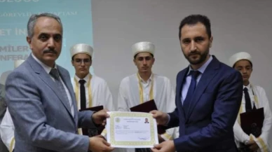 Gümüşhacıköy'de Kur'an Kursu Öğreticilerine 'Başarı Belgesi'