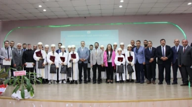 Hafızlık eğitimini tamamlayan 11 öğrenci icazet aldı