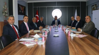 Katipoğlu, İlçe Millî Eğitim Müdürleriyle Suluova'da buluştu