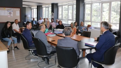 Katipoğlu, öğretmen ve öğrencilerle bir araya geldi