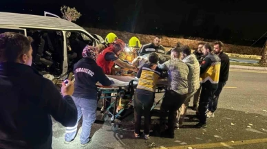 Minibüs takla attı: 1 ölü, 4 yaralı