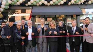 Paris Aspava Hizmete Açıldı