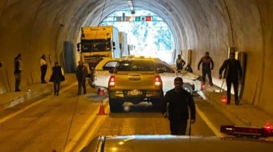 Tünel içinde trafik kazası: Biri bebek 3 yaralı