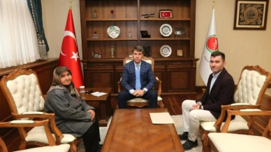 Vali Bakan, şehit ailesini makamında misafir etti