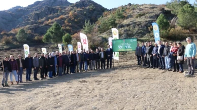 100. Yıl Eğitim Ormanı Fidanlarla Buluştu