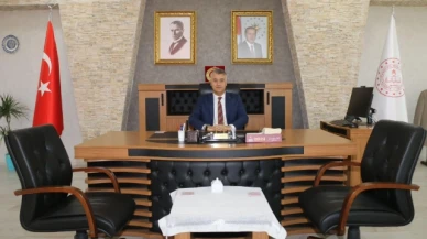 "24 Kasım Öğretmenler Günü'nü kutluyorum"