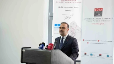 Bakan Kacır: ''Kritik teknolojilerin pazarı değil, üreticisi ve geliştiricisi bir Türkiye'yi inşa ediyoruz''