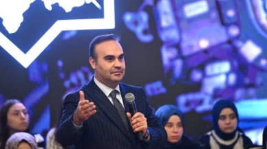 Bakan Kacır: "Türkiye yörüngeler arası uydu transferleri yapabilen uzay araçları geliştirecek"