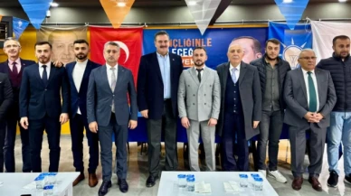İpek, Aydın ve Arslan'ı tebrik etti