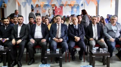 İpek'ten yeniden başkan seçilen Akkaya'ya Tebrik