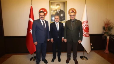 İpek ve Çilez'den Bakan Bak'a Ziyaret