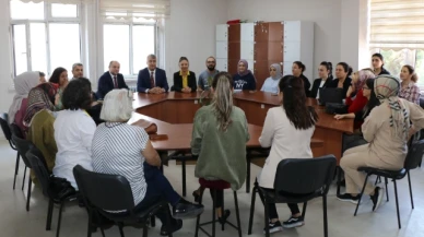 Katipoğlu, Yeşilırmak Şehit Ferhat Bolat İlkokulu'nu ziyaret etti