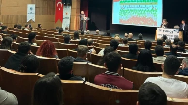 Keleş, Ulusal Yangın Sempozyumu'na katıldı