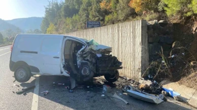 Trafik kazasında iki çocuk hayatını kaybetti