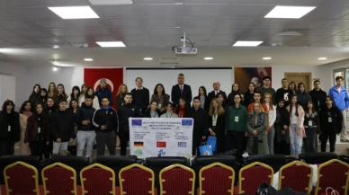 Yurt dışından gelen öğrenci ve öğretmenler Katipoğlu'nu ziyaret etti