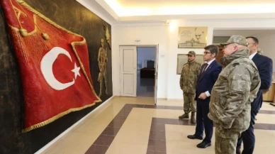 Bakan'dan Çakıroğlu'na ziyaret