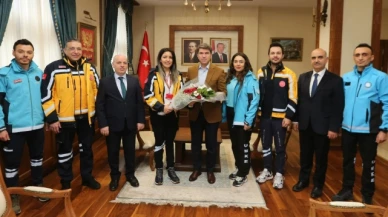 Bakan, Koç ve Acil Sağlık Hizmetleri personelini kabul etti