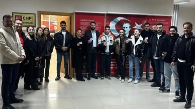 CHP Gençlik Kolları üye kazandırmaya devam ediyor