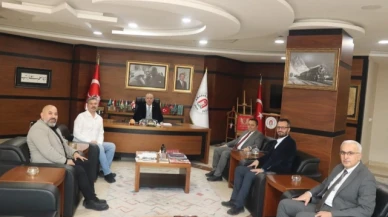Rektör Turabi misafirlerini ağırladı
