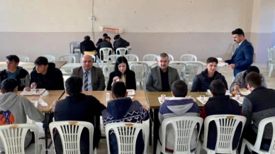Erdoğan'dan eğitim kurumlarına ziyaret