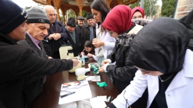 "Gözlük Camları Kuru Bezle Silinmez"