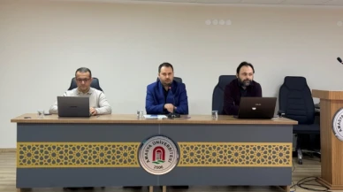 Güncel Tefsir Problemleri Paneli Düzenlendi