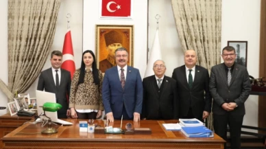 Kargı, Belediye Başkan Yardımcıları ile bir araya geldi