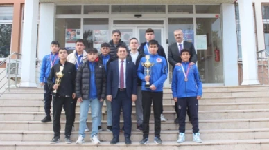Kartal'dan şampiyonluk pastası