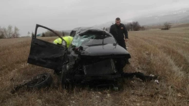 Merzifon'da otomobil şarampole uçtu: 1 yaralı