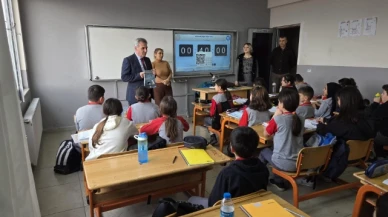 Müdür Davu öğrenciler ve idarecilerle bir araya geldi