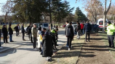Otomobillerin çarpıştığı kazada 2'si çocuk 3 kişi yaralandı
