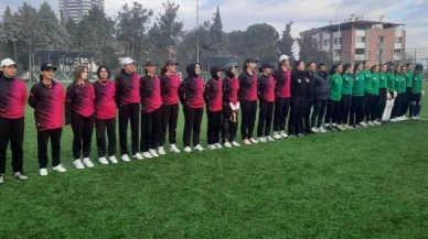 Vali Bakan, şampiyonları tebrik etti