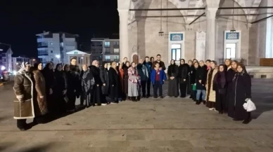 AK Parti Amasya’dan tatlı dağıtımı