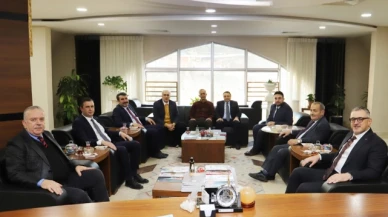 AK Parti Heyetinden Rektör Turabi'ye Ziyaret