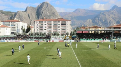 Amasyaspor Mazıdağı Fosfatspor'u 1-0 mağlup etti