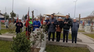 Ara dönem kampında şehitlik ziyareti