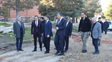 Bakan Suluova'da inşaat çalışmalarını yerinde inceledi