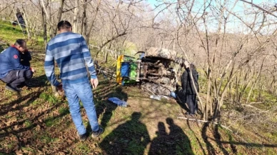 Devrilen traktörün altında kalan sürücü hayatını kaybetti