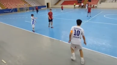 Finale yükselen ikinci takım; Serdar Zeren Ortaokulu