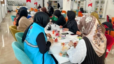 Gençlik Merkezi’nde Mum Atölyesi Etkinliği