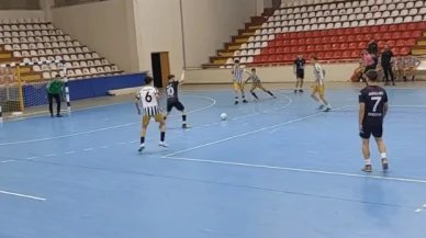 Merzifon Anadolu Lisesi Çeyrek Final'de