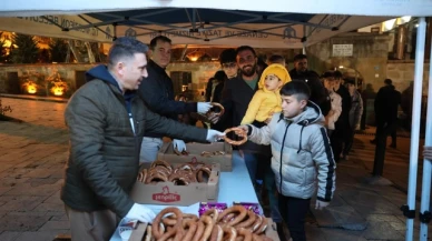 Merzifon Belediyesi’nden Kandile özel simit ve çay ikramı