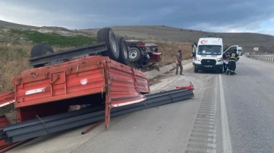 Parçalanan traktörden sağ kurtuldu