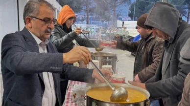 Taşova Belediyesi, Kış Soğuklarına Karşı Çorba İkramına Devam Ediyor
