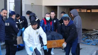 Yaşlı şahıs, tadilat yapılan dükkanda asılı halde bulundu